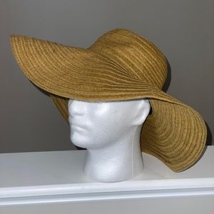 EUC Peter Grimm Erin Floppy Hat Tan OSFM